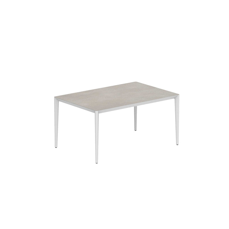 Royal Botania Tafel Gepoedercoat aluminium wit / Cemento Luminoso Royal Botania U-nite Tafel 100x150x75cm. Diverse kleuren frames en tafelbladen mogelijk.