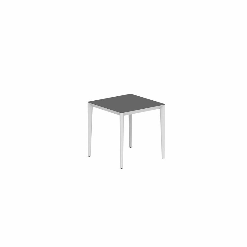 Royal Botania Tafel Gepoedercoat aluminium wit / Zwart Royal Botania U-nite Tafel 100x90x75cm. Diverse kleuren frames en tafelbladen mogelijk.