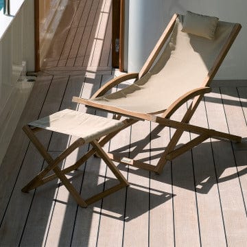 Royal Botania Verstelbare loungestoel Royal Botania Beacher met teakhouten frame en Batyline bekleding. Leverbaar in meerdere kleuren.