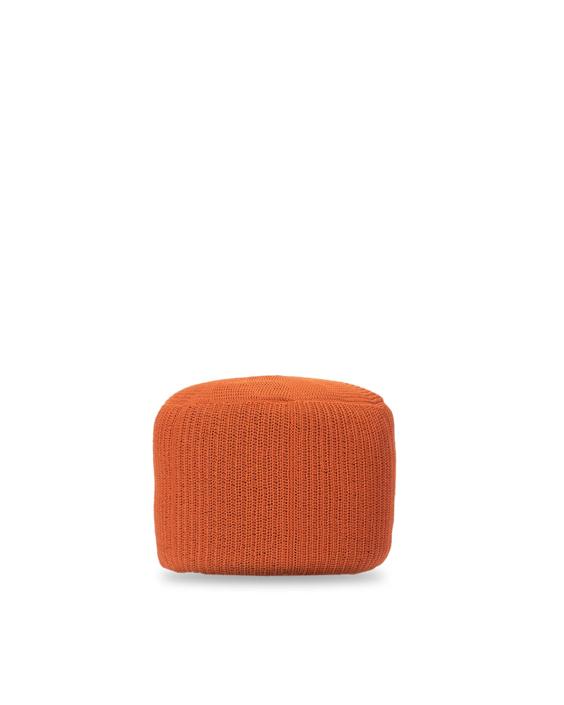 Vincent Sheppard Voetenbank/Pouf Vincent Sheppard Otto pouf, verkrijgbaar in verschillende kleuren.