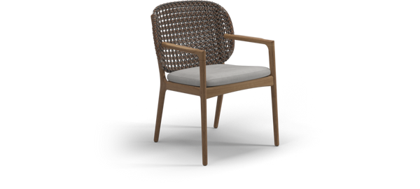Gloster Kay dining chair, verkrijgbaar in 3 verschillende soorten stofferingen en een hele range aan kleuren.