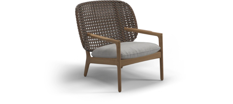 Gloster Kay low back lounge chair, verkrijgbaar in 3 verschillende soorten stofferingen en een hele range aan kleuren.